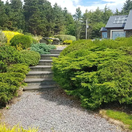 Inbear Sceine Kenmare