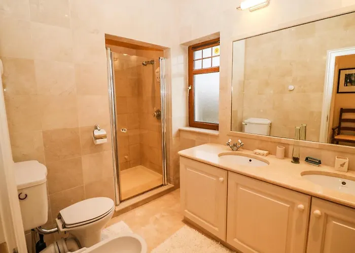 Inbear Sceine * Kenmare